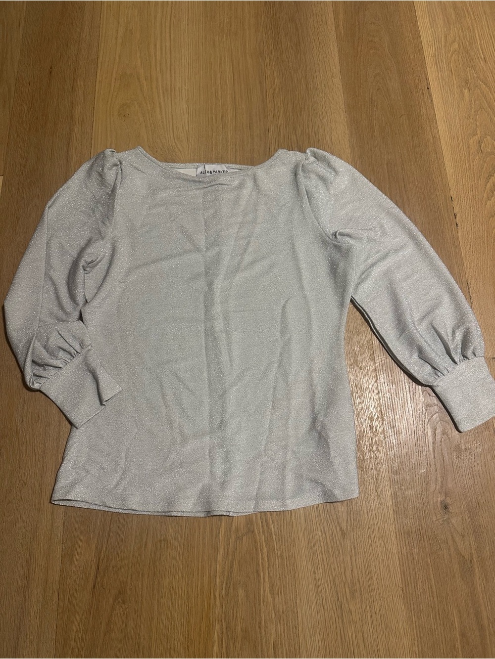 Alex & Parker Silver Shimmery Puff-Sleeve Women's Top